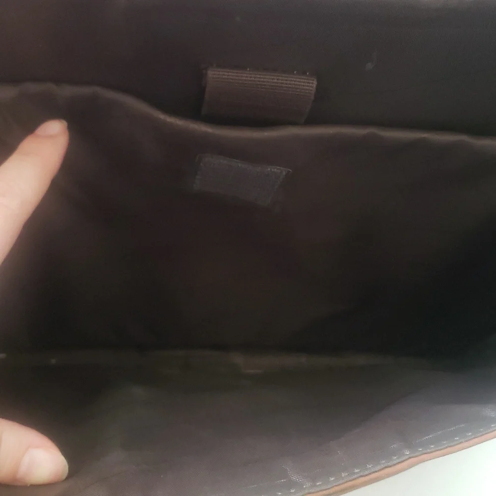 Kenneth Cole Brown Leather Shoulder Briefcase